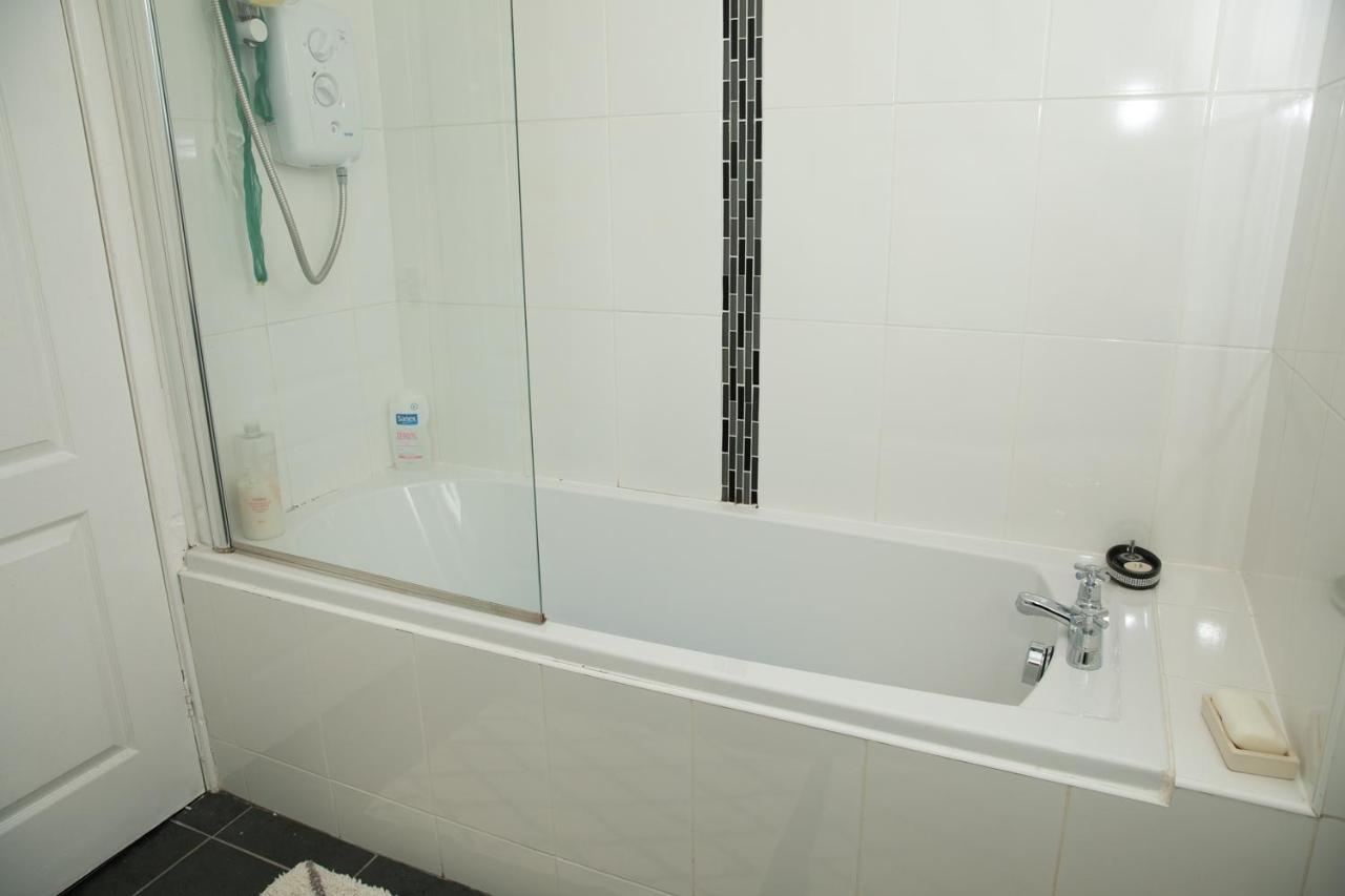 Stunning 2Nd Floor 2 Bedroom Massionette Apartment 格拉斯哥 外观 照片
